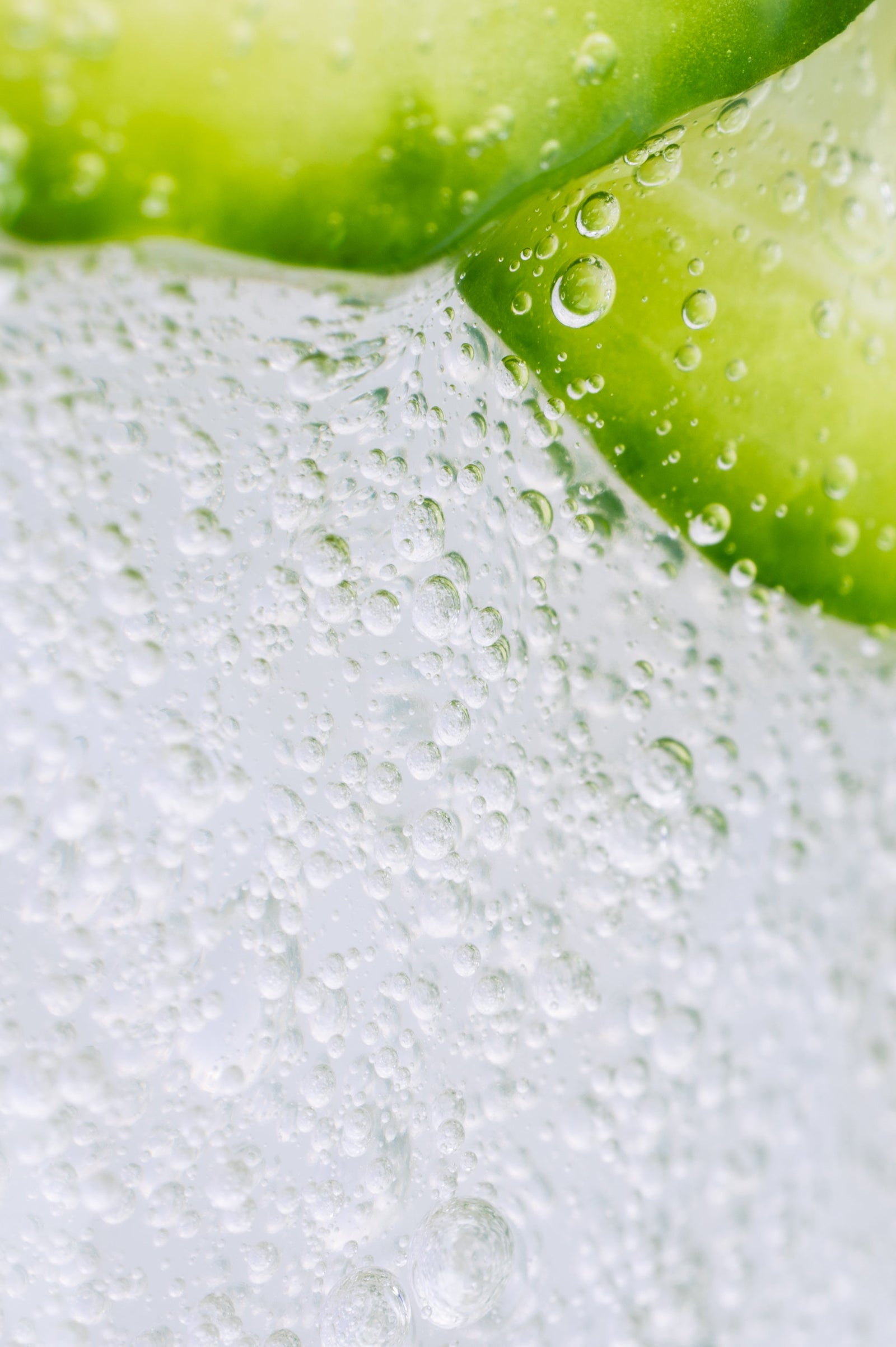 Universkin The Gel multi-acid cleanser texture